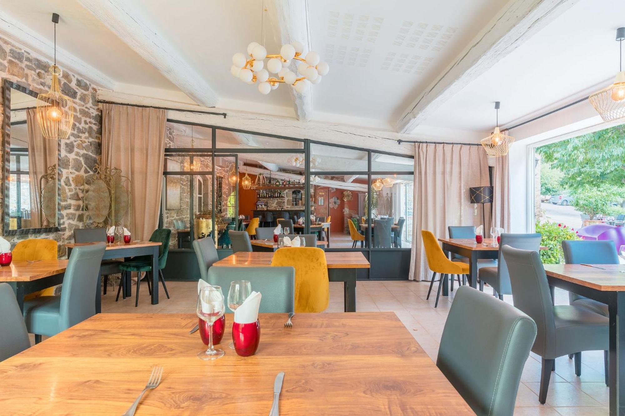 Logis Hotel Restaurant Le Pradinas Anduze Exteriér fotografie