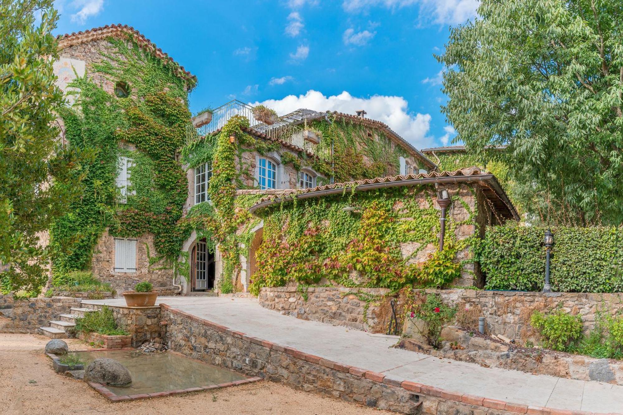 Logis Hotel Restaurant Le Pradinas Anduze Exteriér fotografie