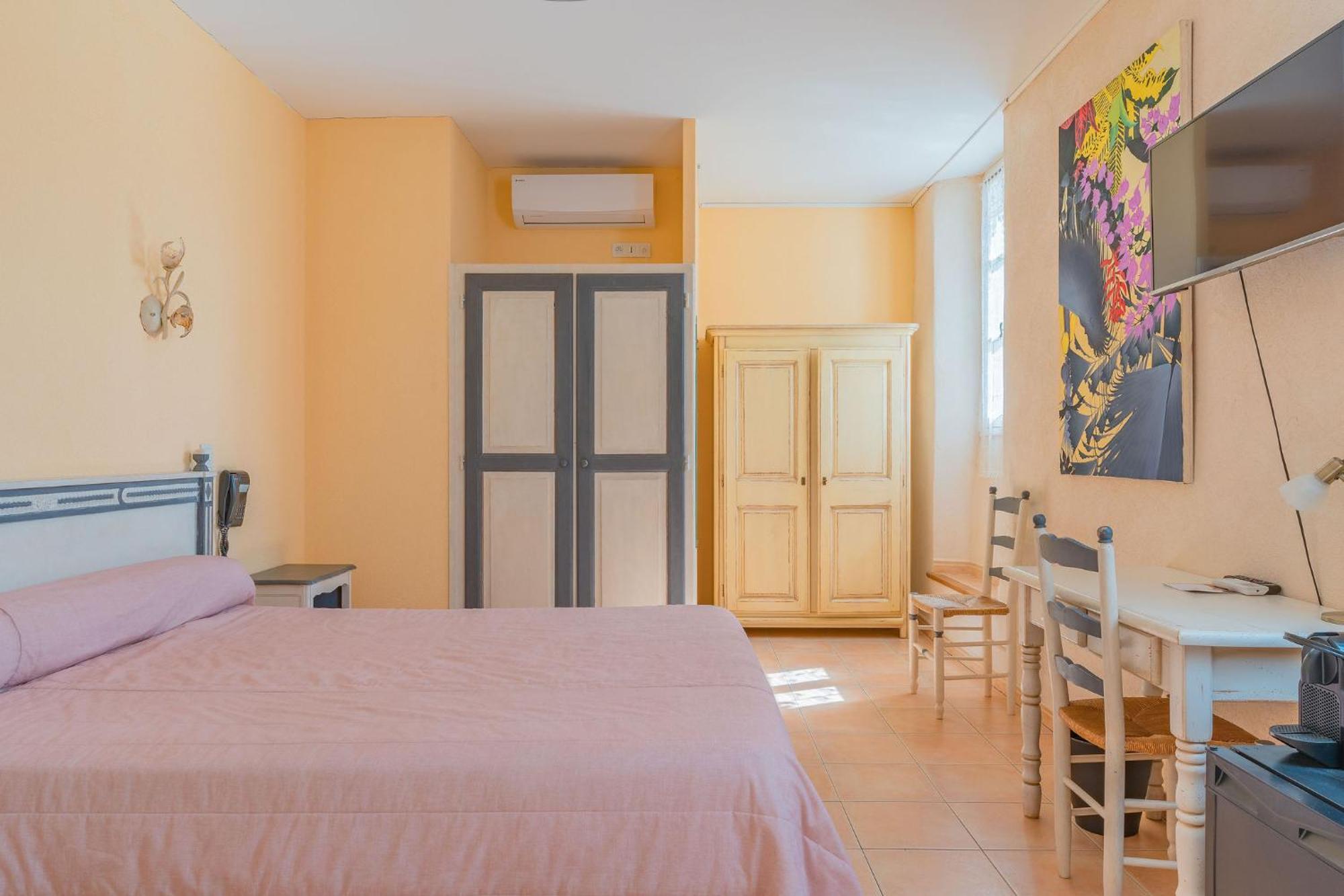 Logis Hotel Restaurant Le Pradinas Anduze Pokoj fotografie