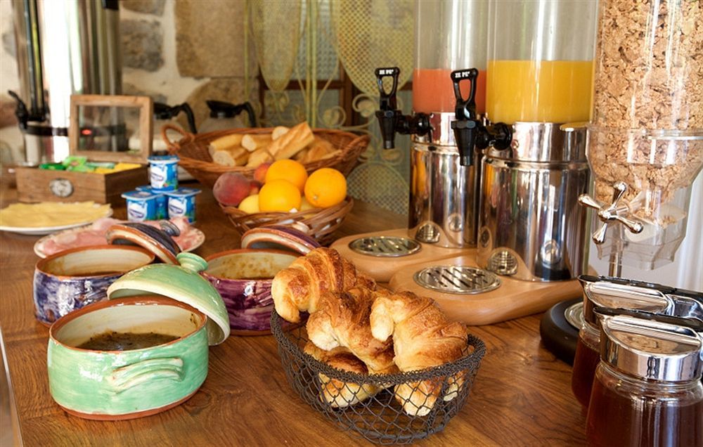 Logis Hotel Restaurant Le Pradinas Anduze Exteriér fotografie
